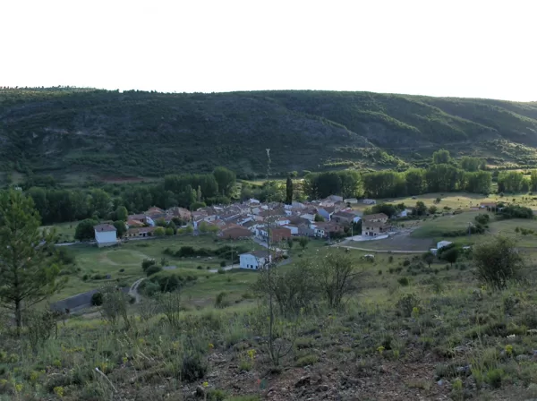 El Pueblo. El Tobar